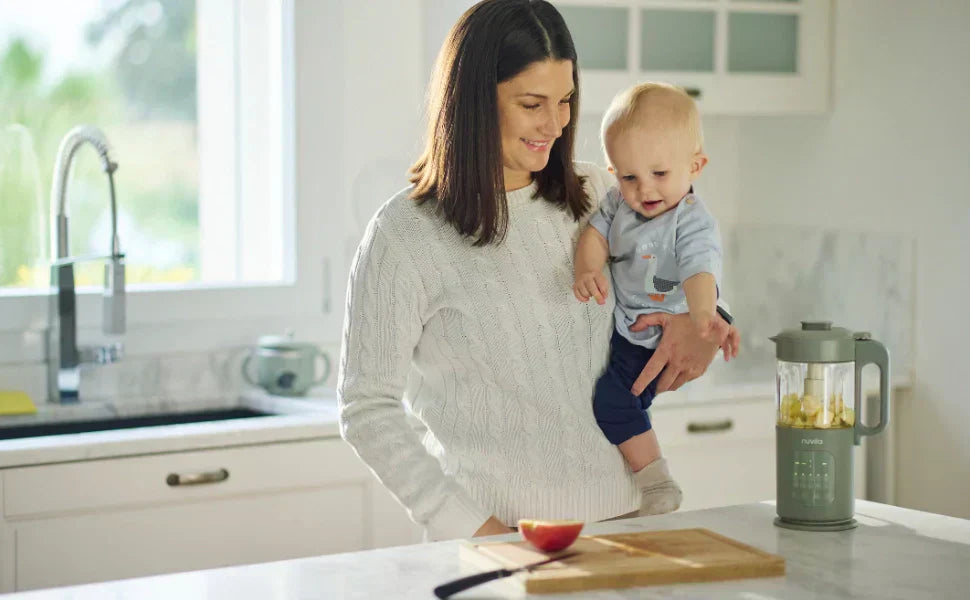 Weaning and complementary feeding: when and how to start with the first feedings