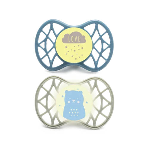 Jeu de 2 tétines avec tétine orthodontique ou symétrique 0m+/ 6m+